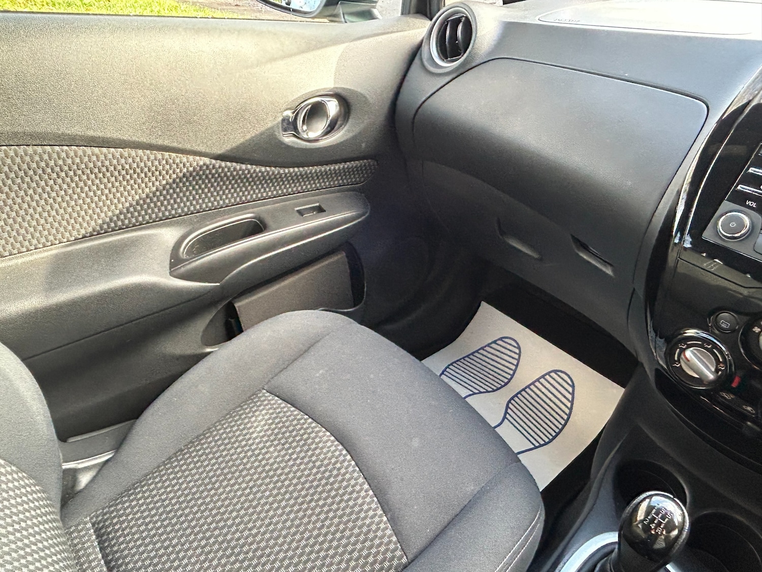 Used Nissan Note 2017 for sale - 77459693: Photo 47