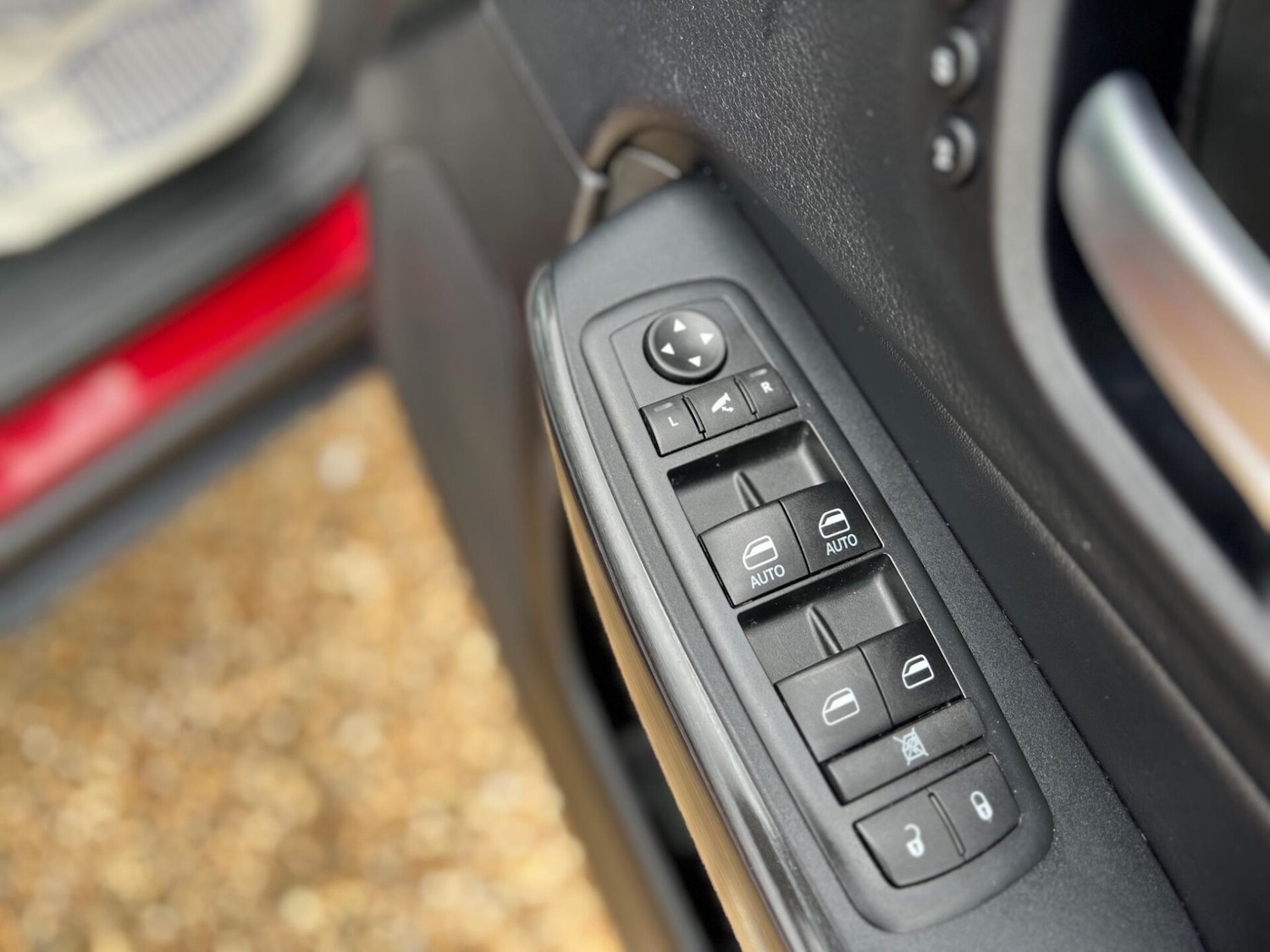 Used Jeep Cherokee 2016 for sale - 77431122: Photo 30