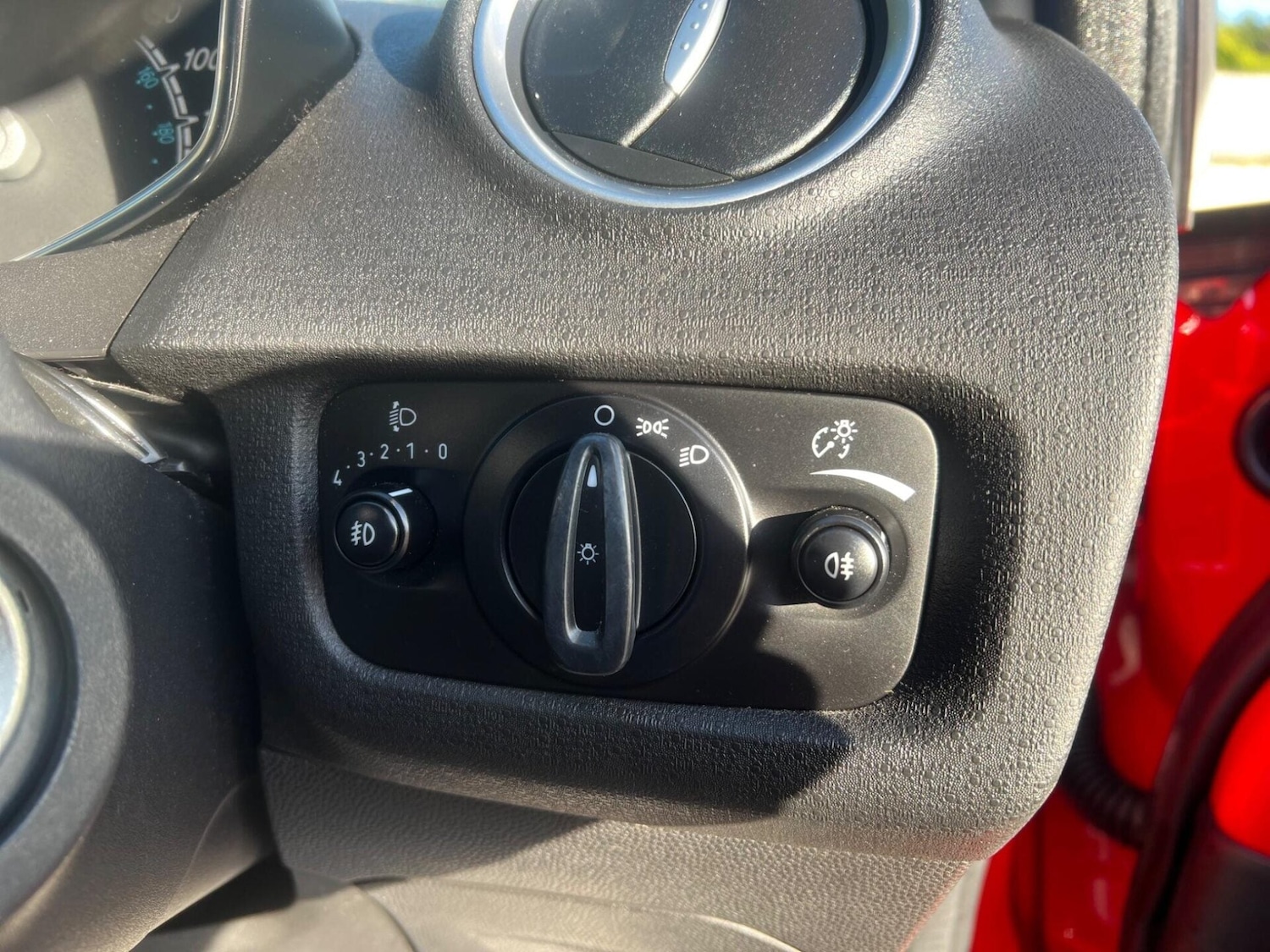 Used Ford Fiesta 2016 for sale - 77431130: Photo 28