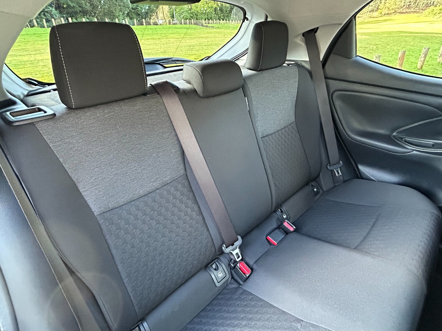 Used Toyota Yaris 2022 for sale - 77484875: Photo 58