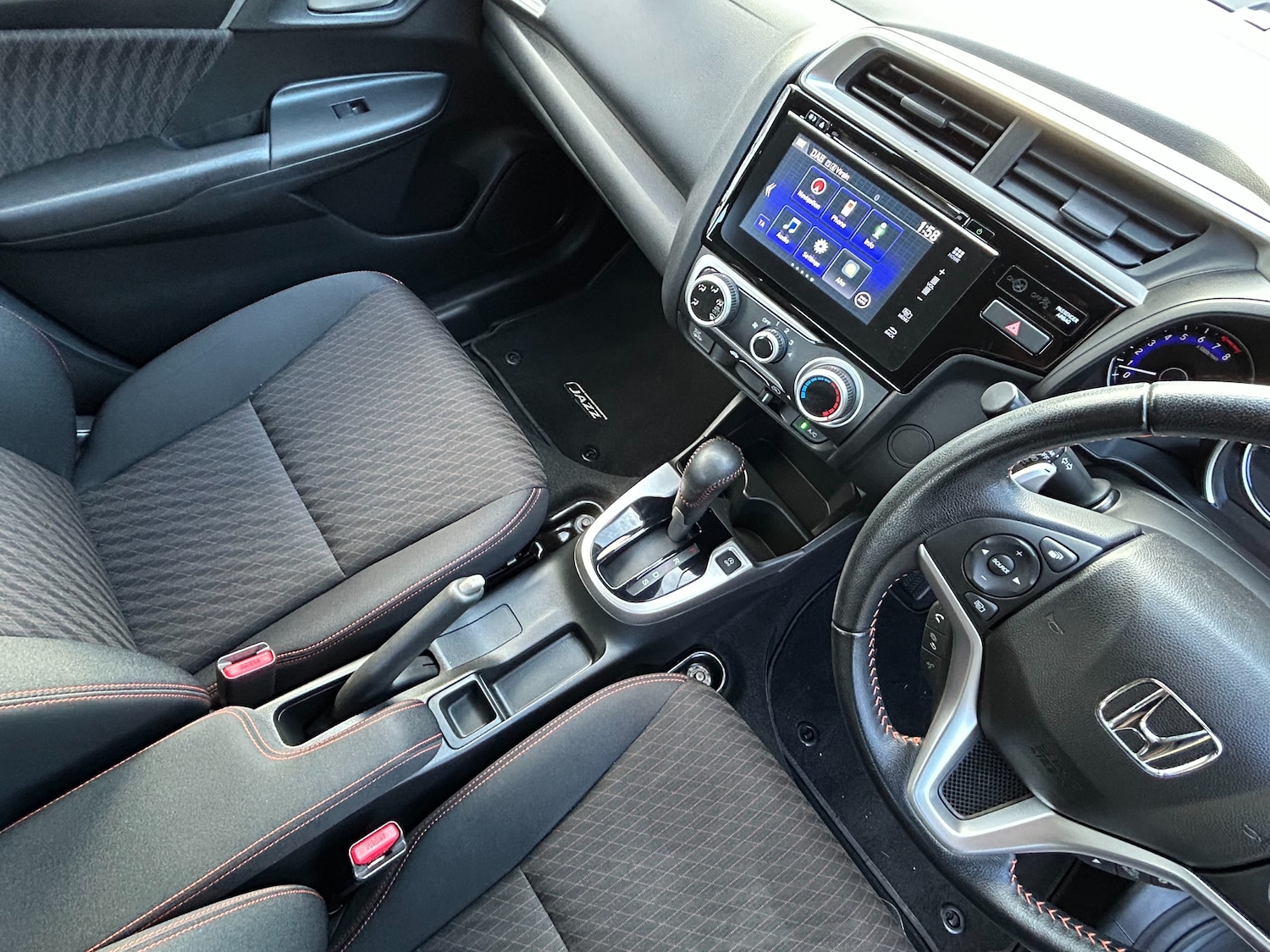 Used Honda Jazz 2018 for sale - 77355203: Photo 49