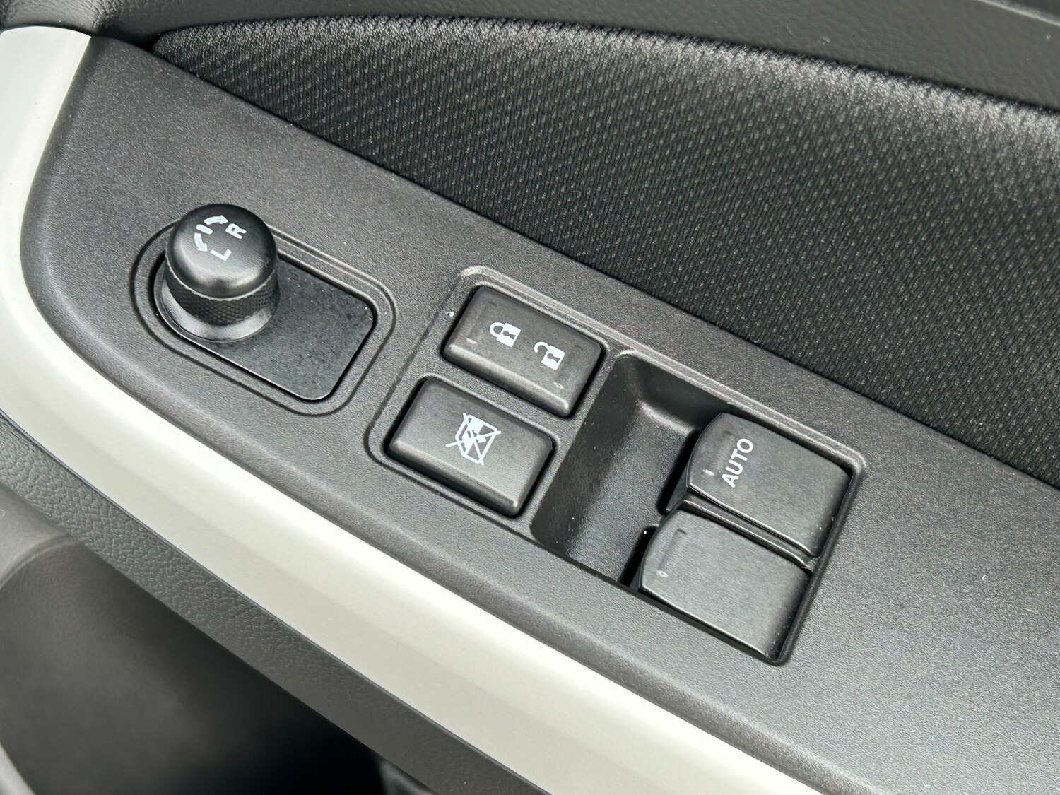 Used Suzuki Swift 2023 for sale - 77498083: Photo 27