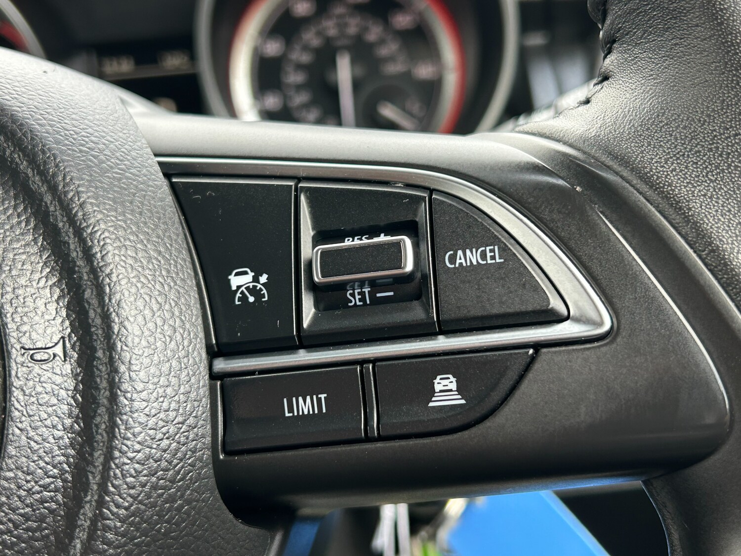 Used Suzuki Swift 2023 for sale - 77498083: Photo 39