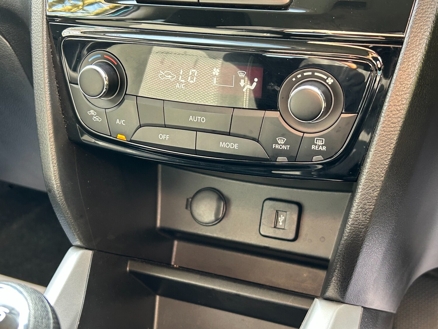 Used Suzuki Vitara 2016 for sale - 77665978: Photo 47