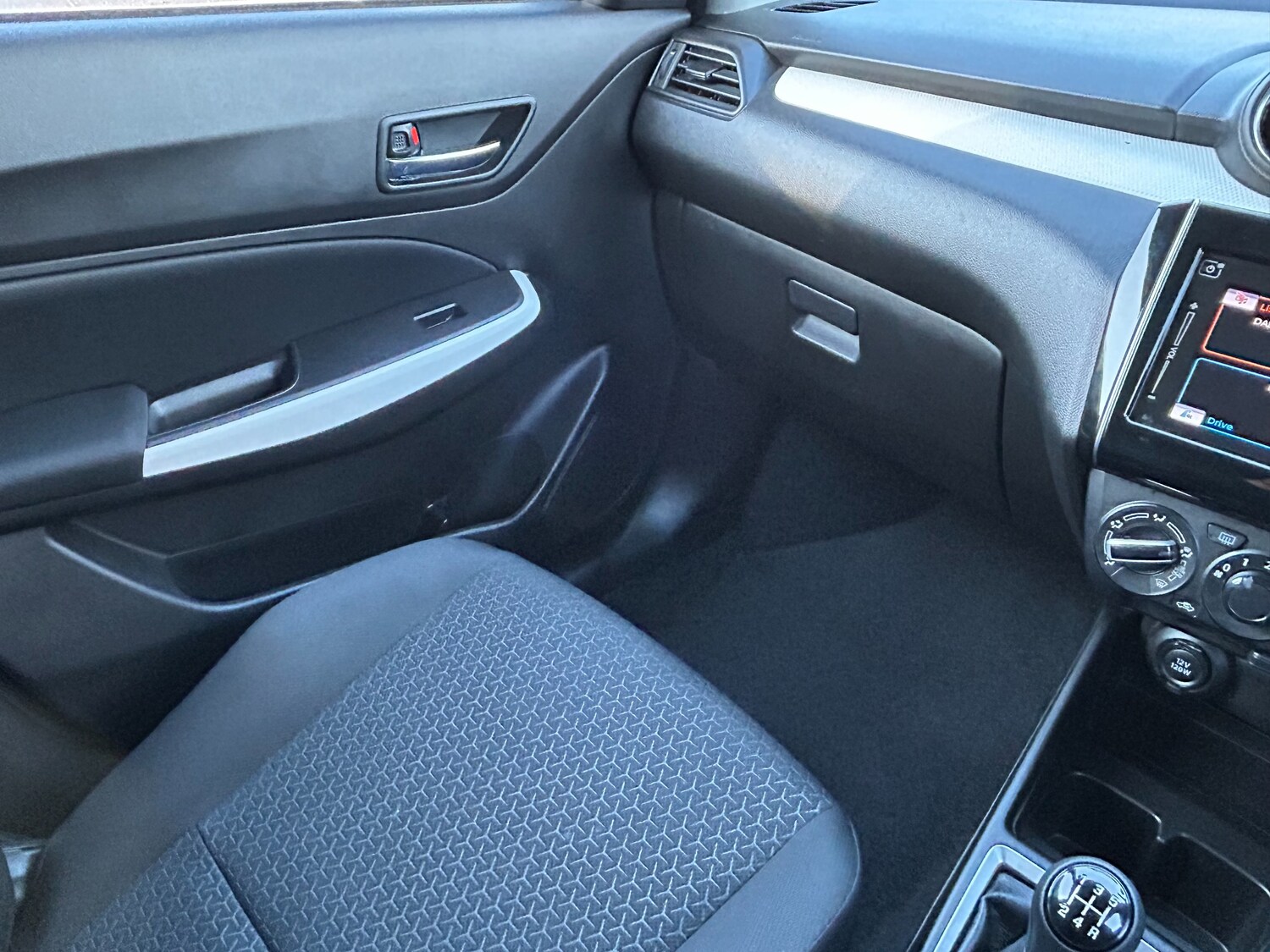 Used Suzuki Swift 2023 for sale - 77459716: Photo 53