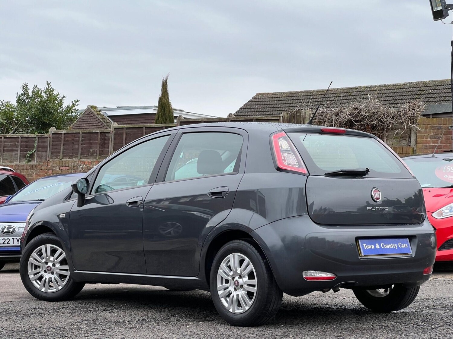 Used Fiat Punto 2014 for sale - 77431127: Photo 12