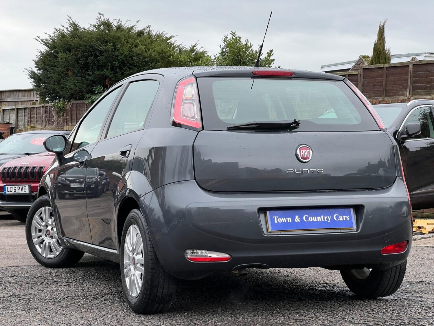 Used Fiat Punto 2014 for sale - 77431127: Photo 13