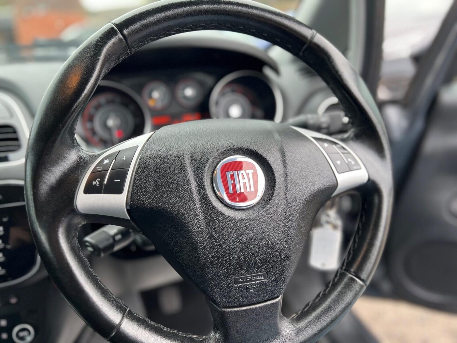 Used Fiat Punto 2014 for sale - 77431127: Photo 26