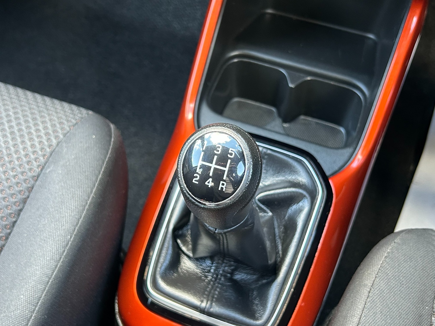 Used Suzuki Ignis 2017 for sale - 77442045: Photo 46