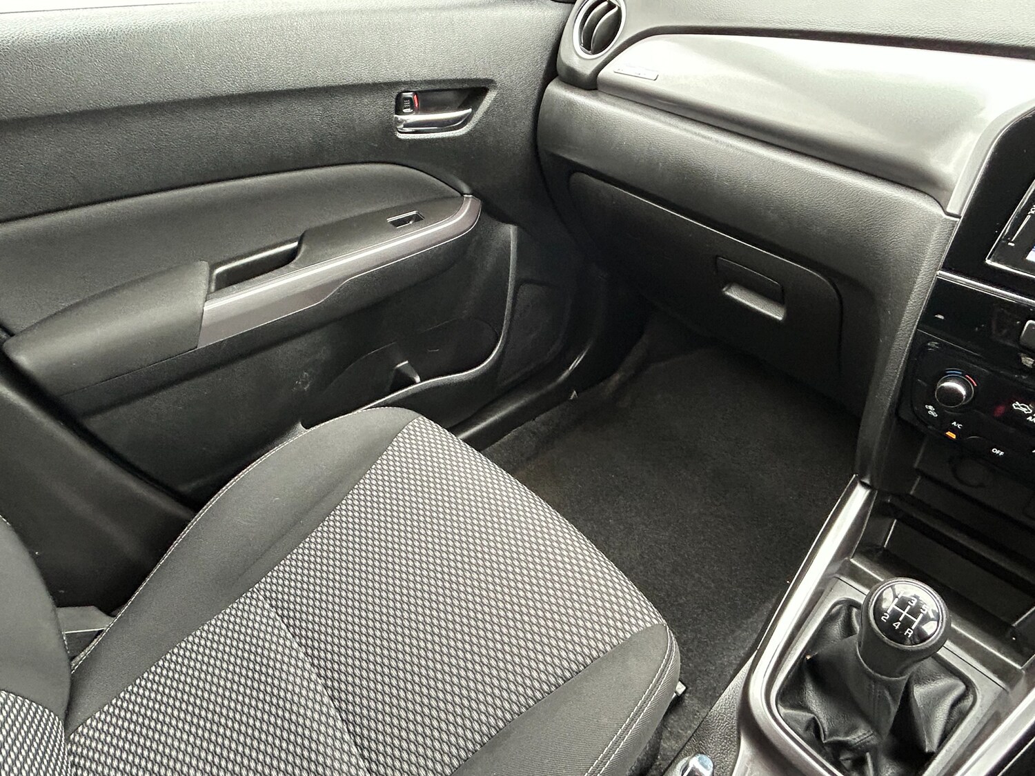 Used Suzuki Vitara 2019 for sale - 77593232: Photo 57