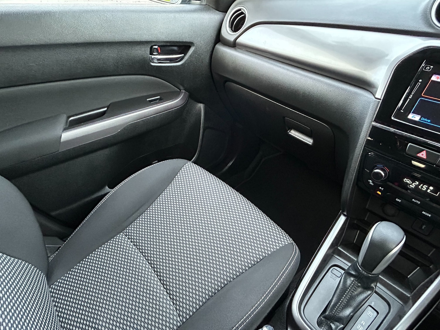 Used Suzuki Vitara 2019 for sale - 77026706: Photo 57