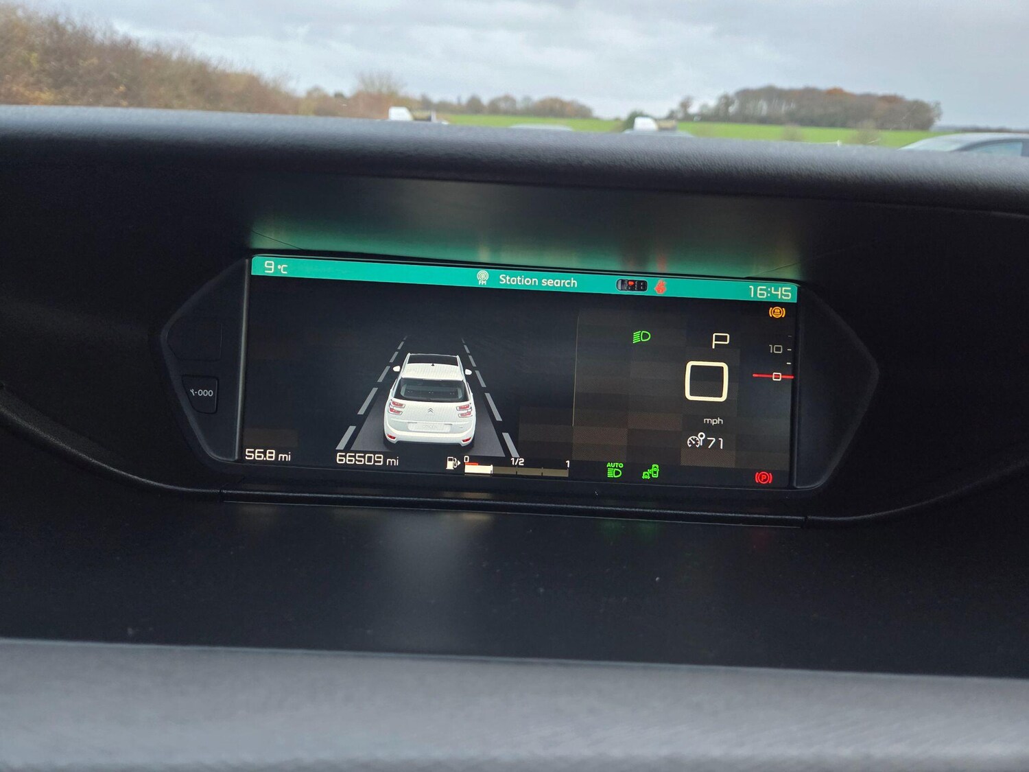 Used Citroen C4 Grand Picasso 2022 for sale - 76842333: Photo 52