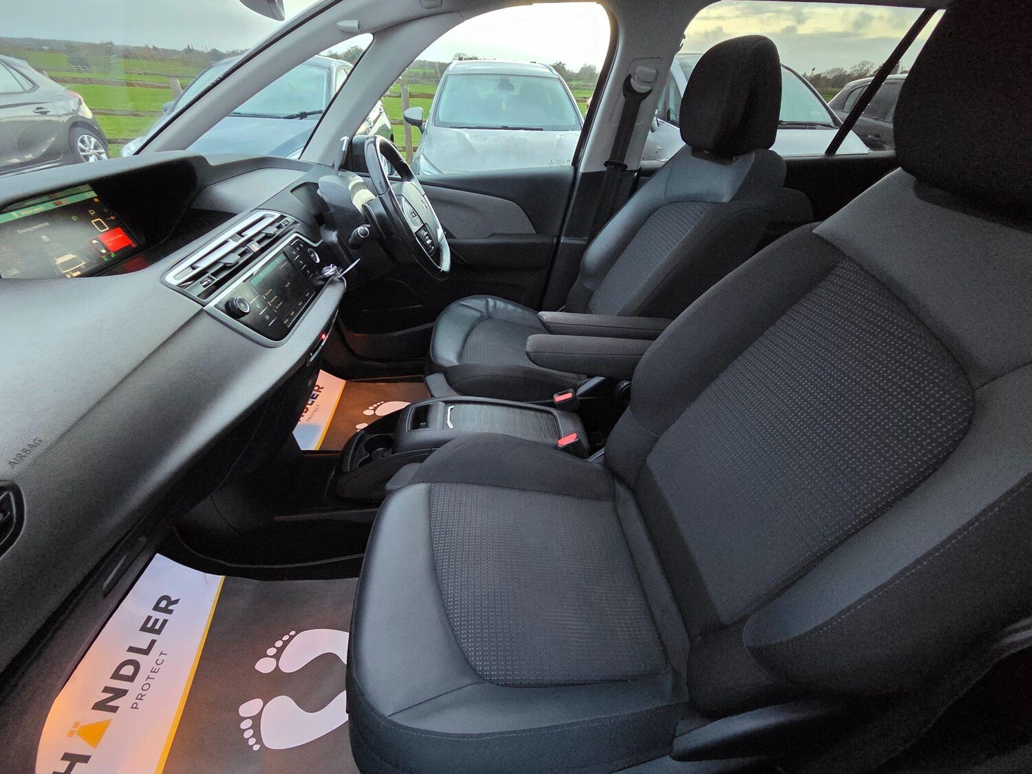 Used Citroen C4 Grand Picasso 2022 for sale - 76842333: Photo 59