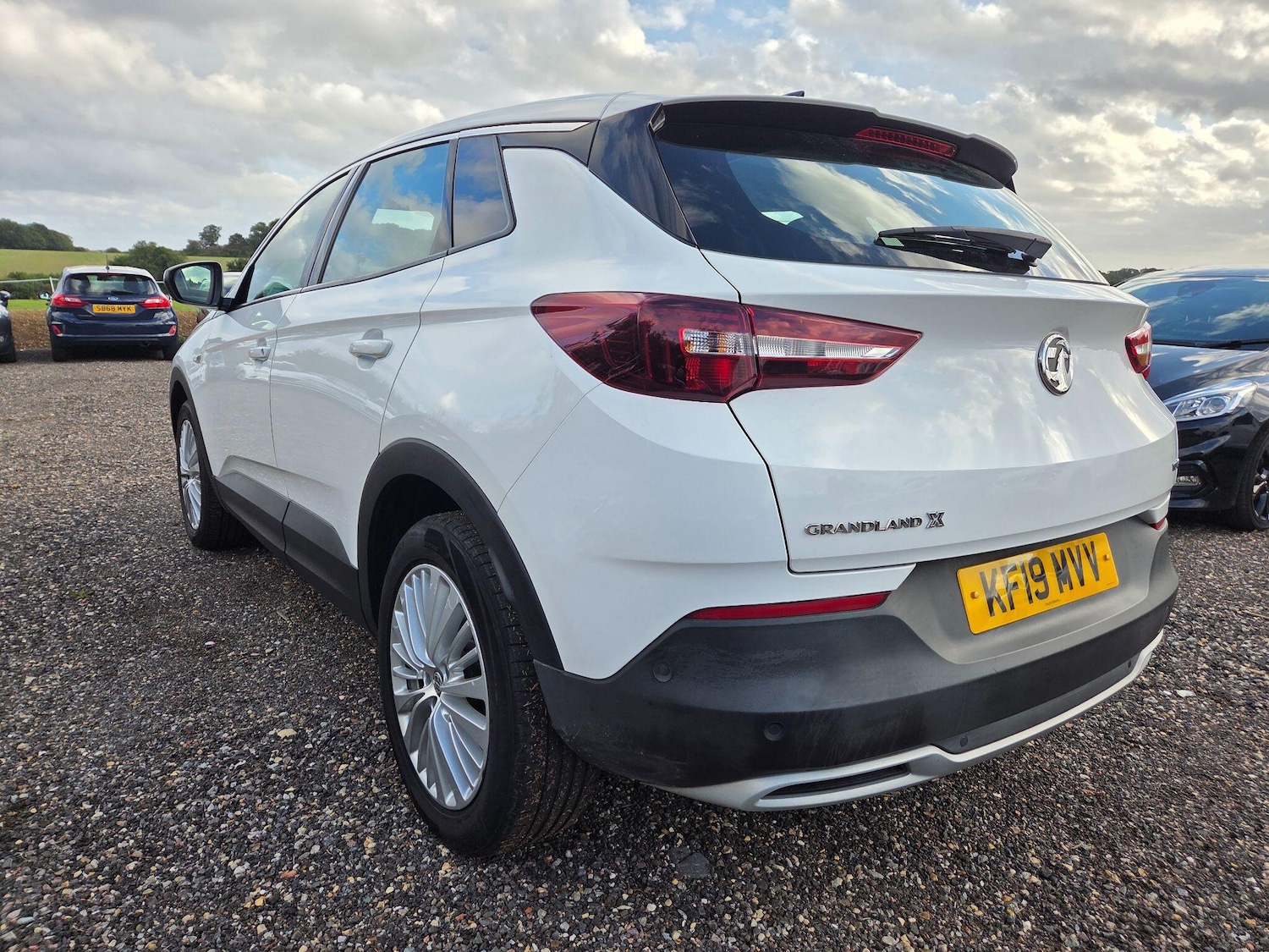 Used Vauxhall Grandland X 2019 for sale - 76500695: Photo 3