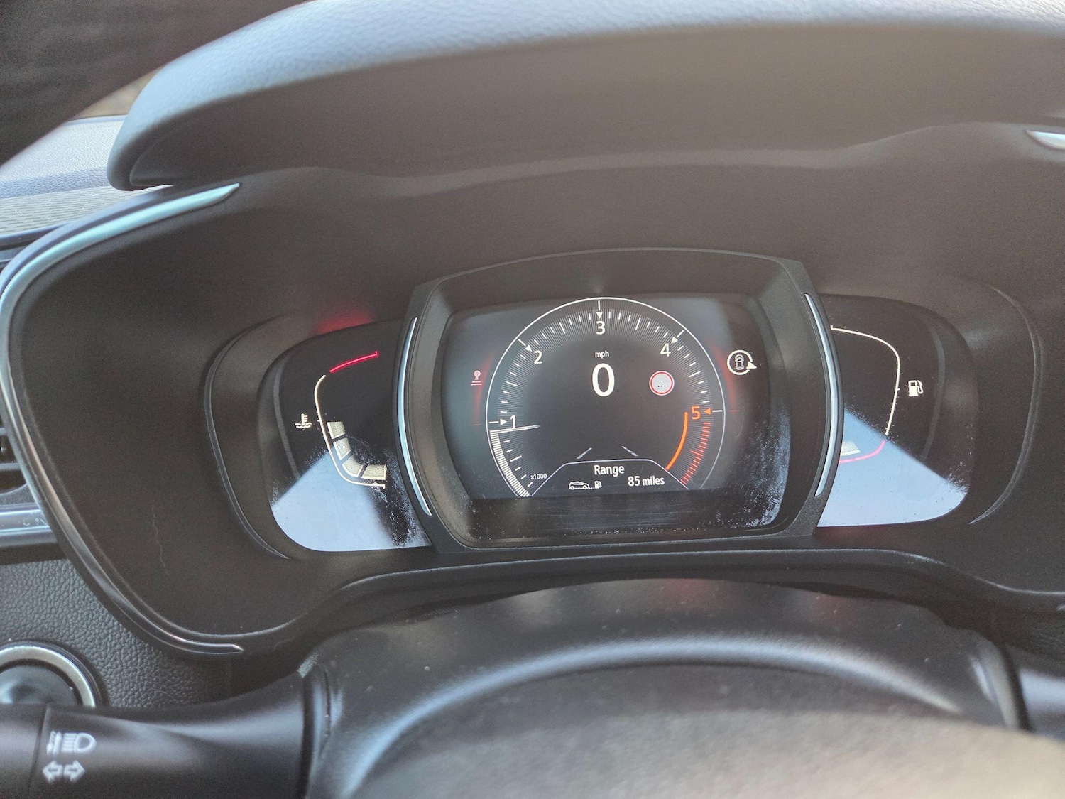 Used Renault Kadjar 2017 for sale - 76500682: Photo 42