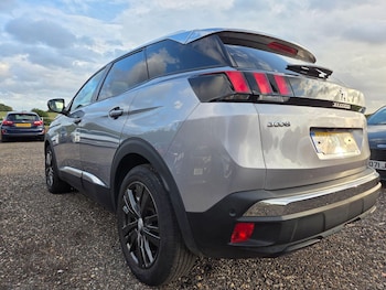 Used Peugeot 3008 2019 for sale - 76305292: Photo