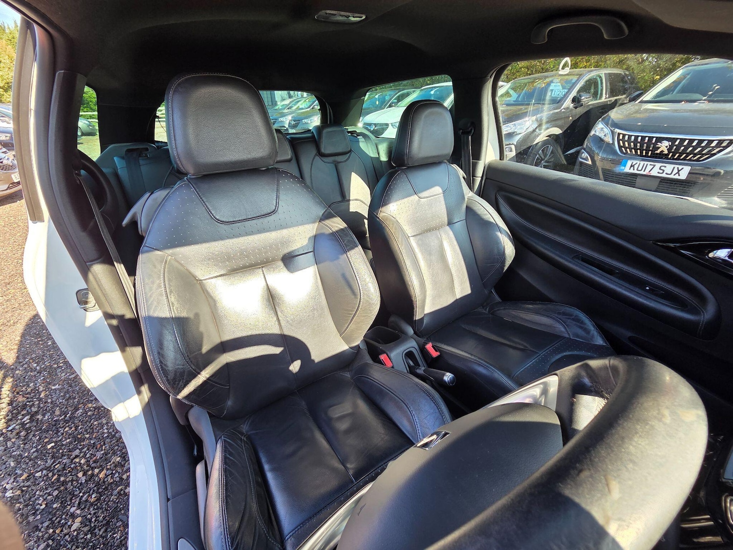 Used Citroen DS3 2011 for sale - 76500679: Photo 15