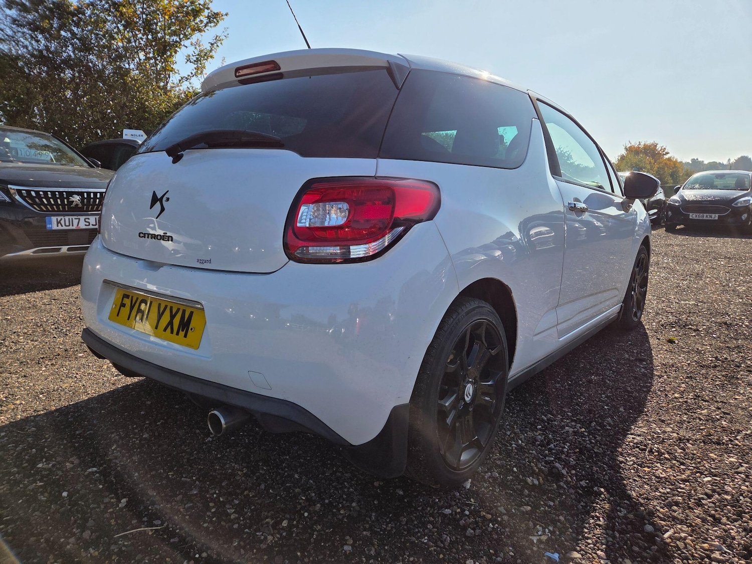 Used Citroen DS3 2011 for sale - 76500679: Photo 3