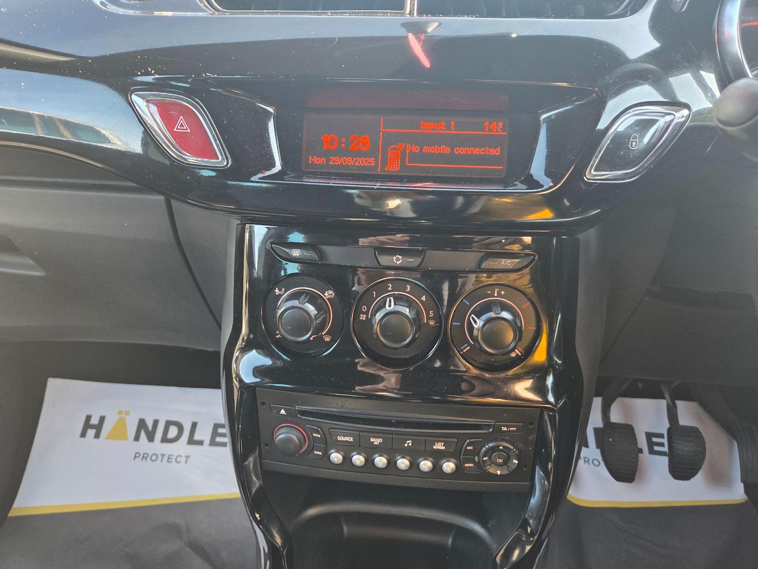 Used Citroen DS3 2011 for sale - 76500679: Photo 34