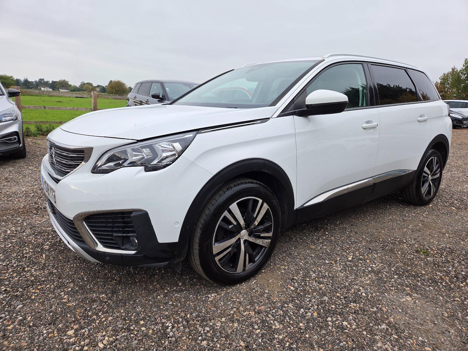 Used Peugeot 5008 2018 for sale - 76500689: Photo 2