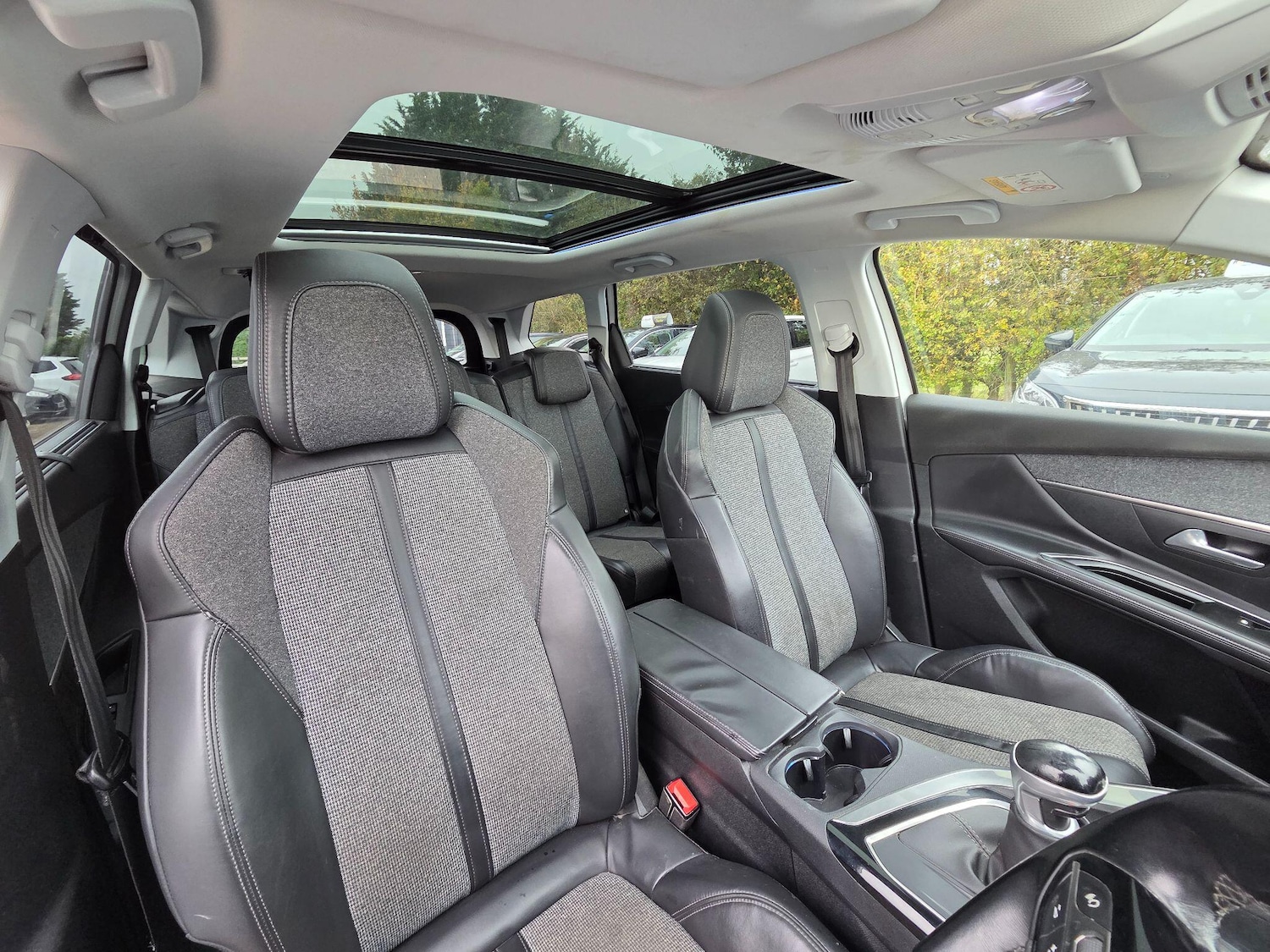 Used Peugeot 5008 2018 for sale - 76500689: Photo 22