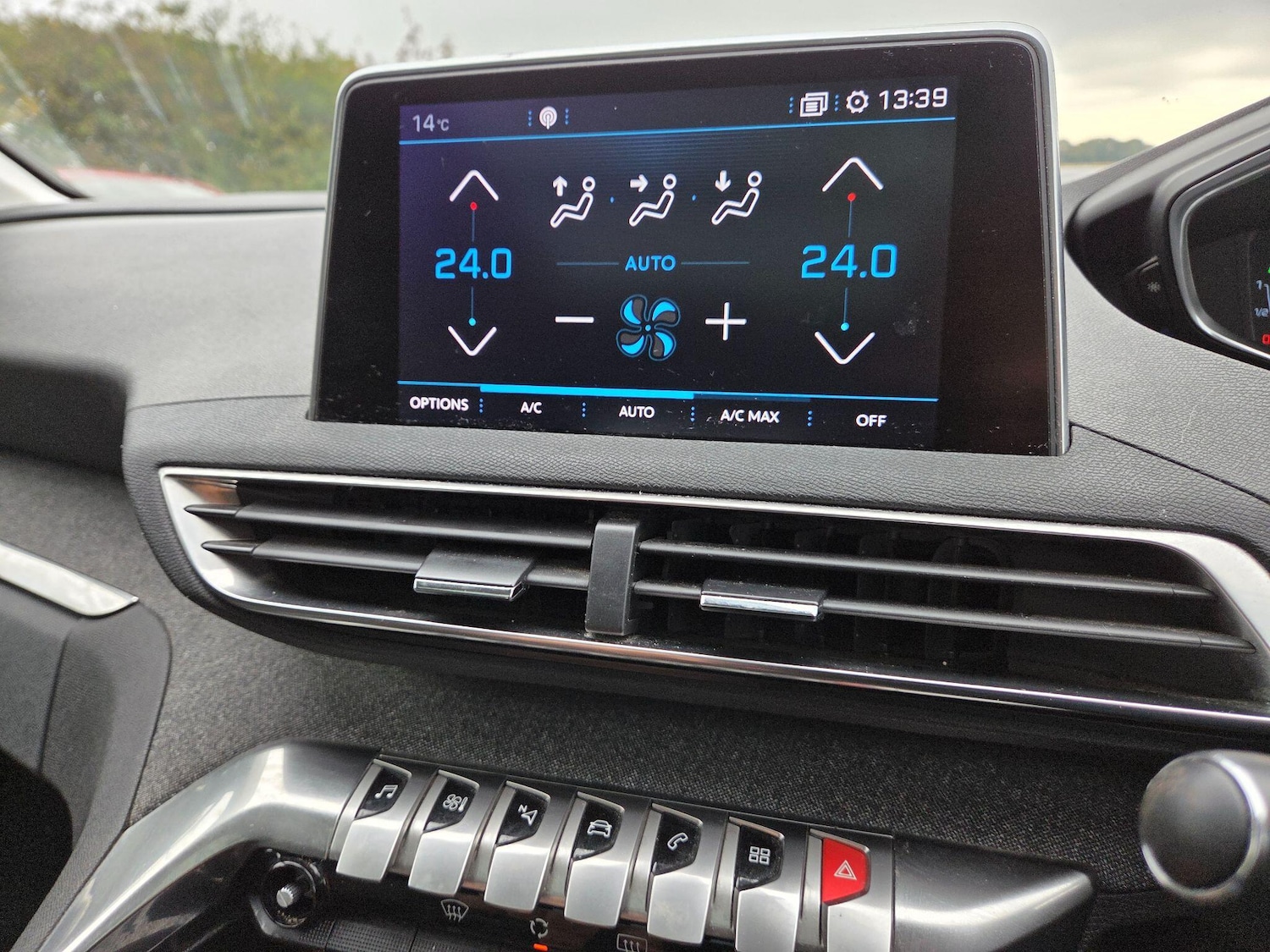 Used Peugeot 5008 2018 for sale - 76500689: Photo 36