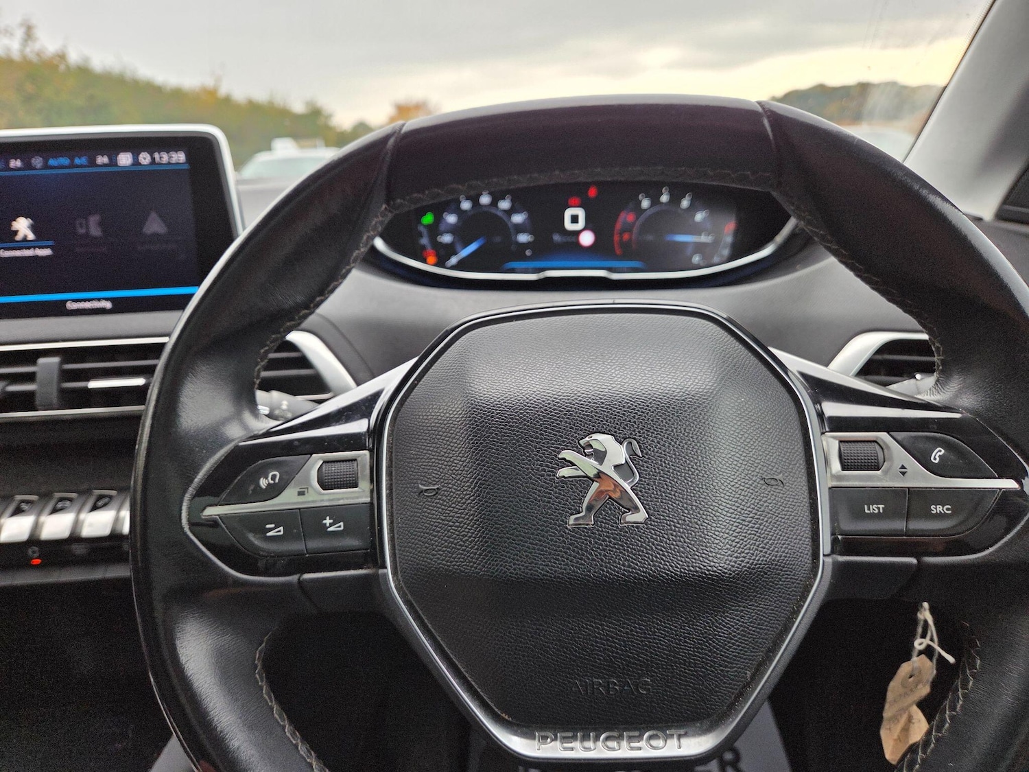 Used Peugeot 5008 2018 for sale - 76500689: Photo 41