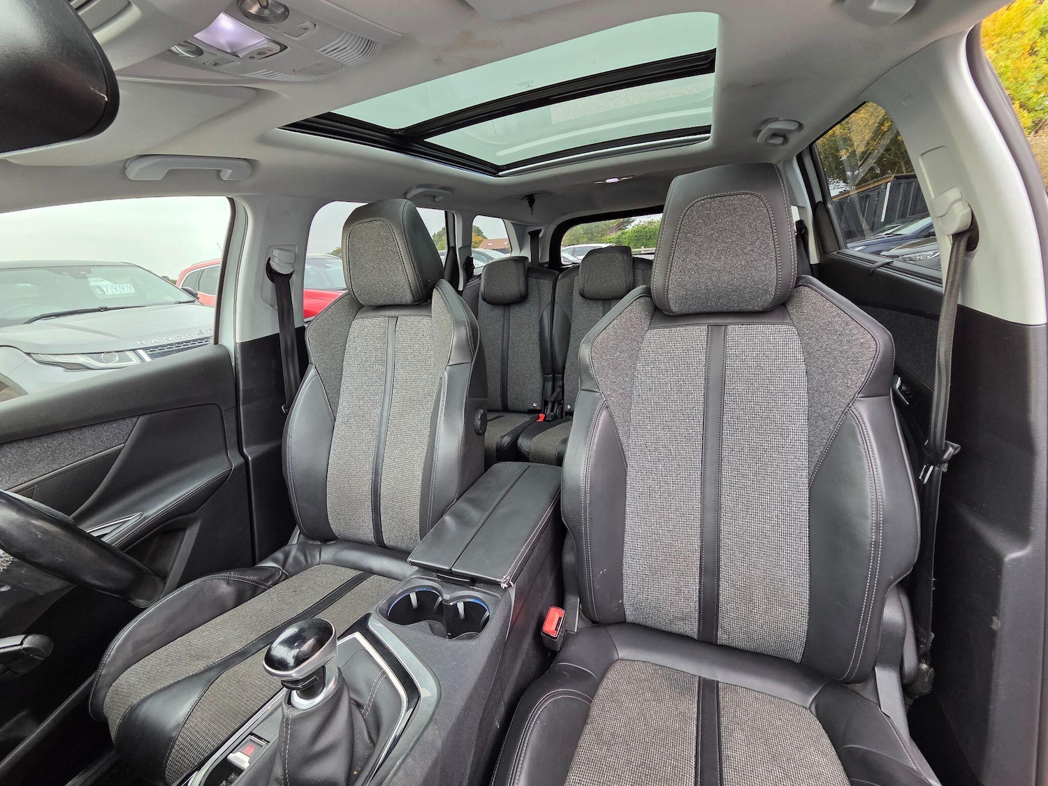 Used Peugeot 5008 2018 for sale - 76500689: Photo 44