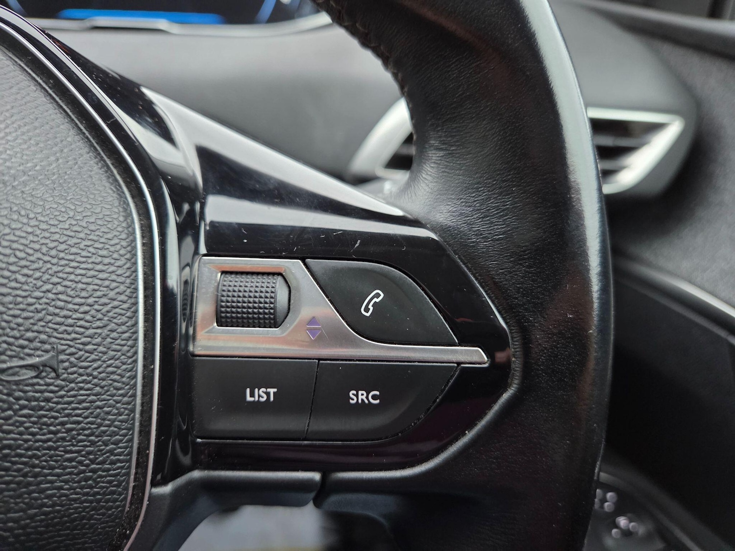 Used Peugeot 3008 2018 for sale - 76500681: Photo 25