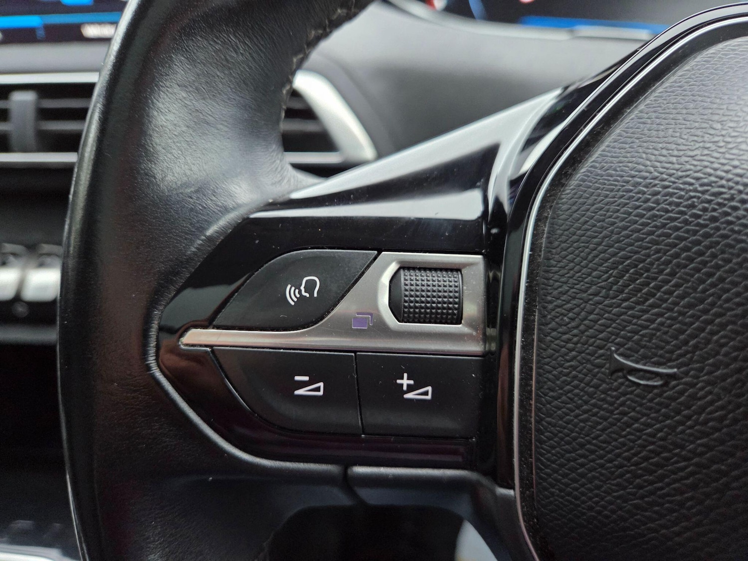 Used Peugeot 3008 2018 for sale - 76500681: Photo 26