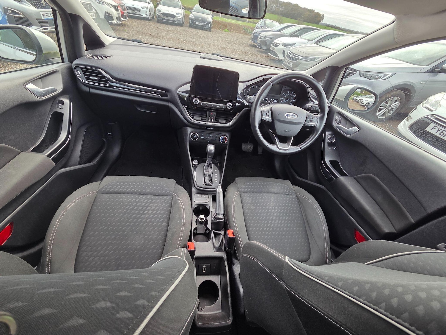 Used Ford Fiesta 2018 for sale - 76597873: Photo 13