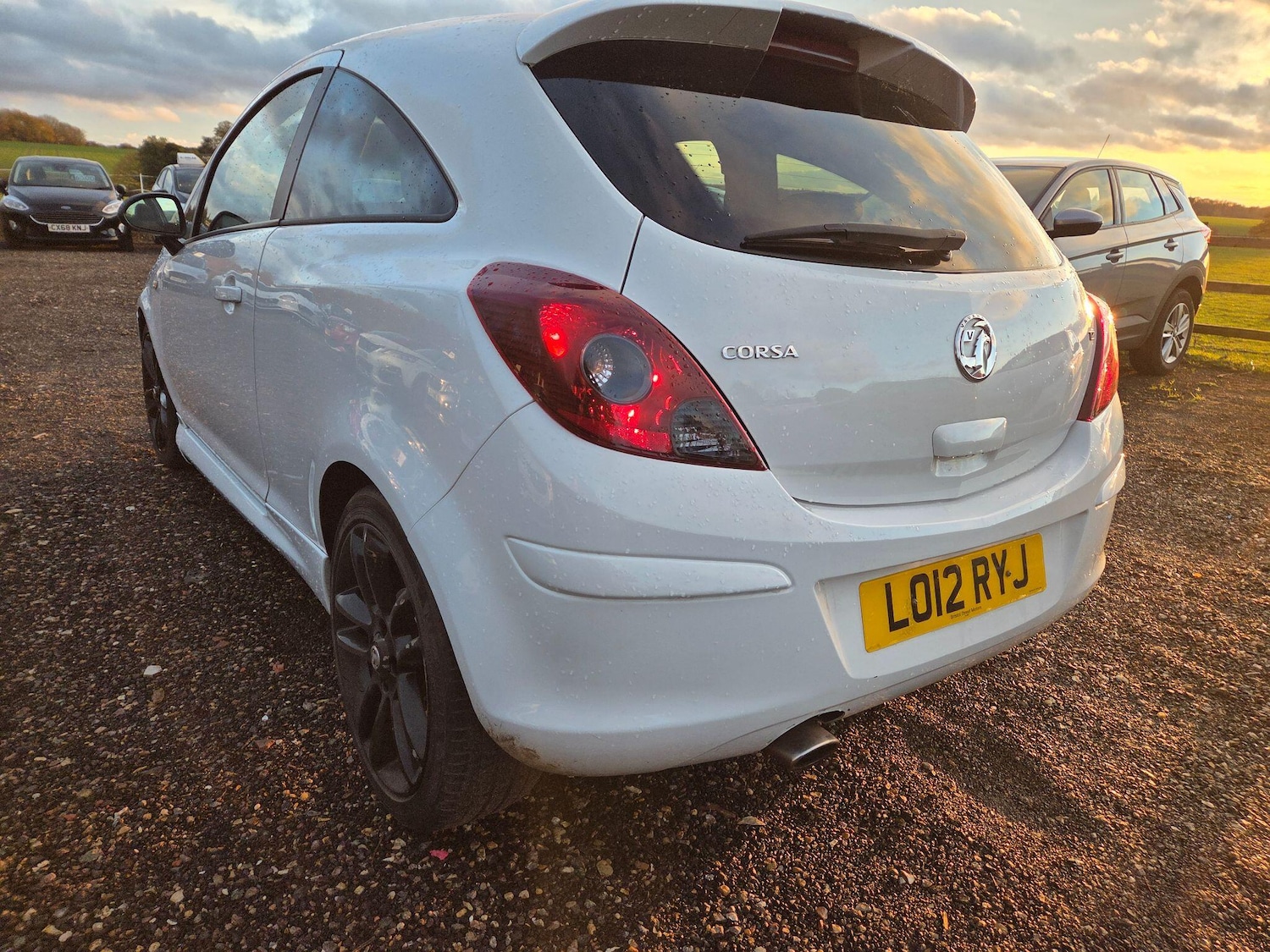 Used Vauxhall Corsa 2012 for sale - 76754763: Photo 2