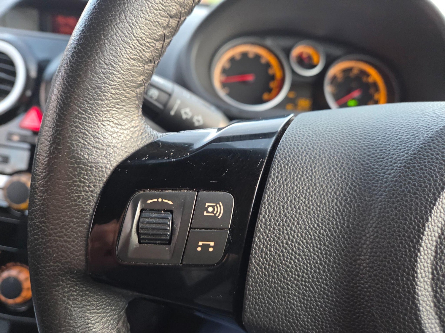 Used Vauxhall Corsa 2012 for sale - 76754763: Photo 27