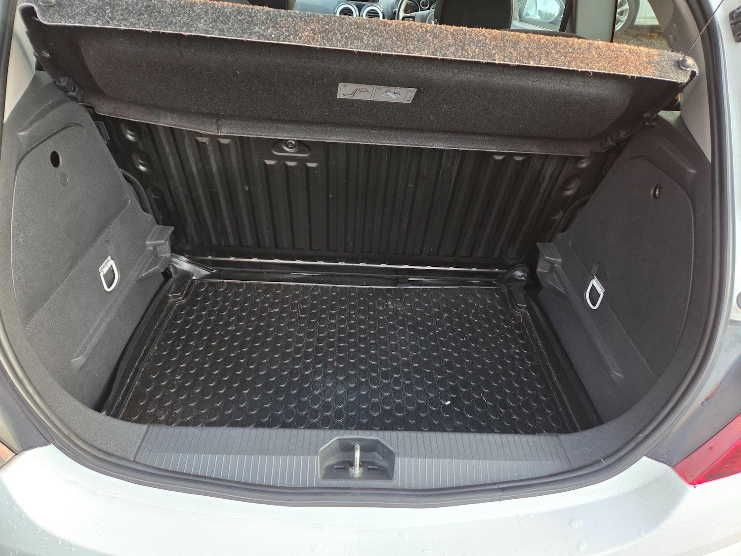 Used Vauxhall Corsa 2012 for sale - 76754763: Photo 33