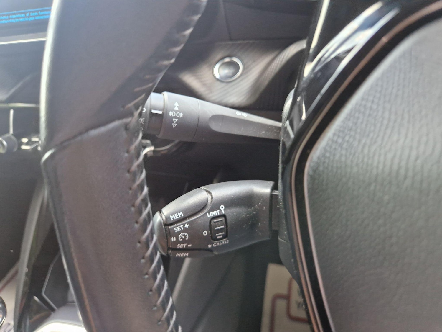 Used Peugeot 2008 2020 for sale - 76500677: Photo 34