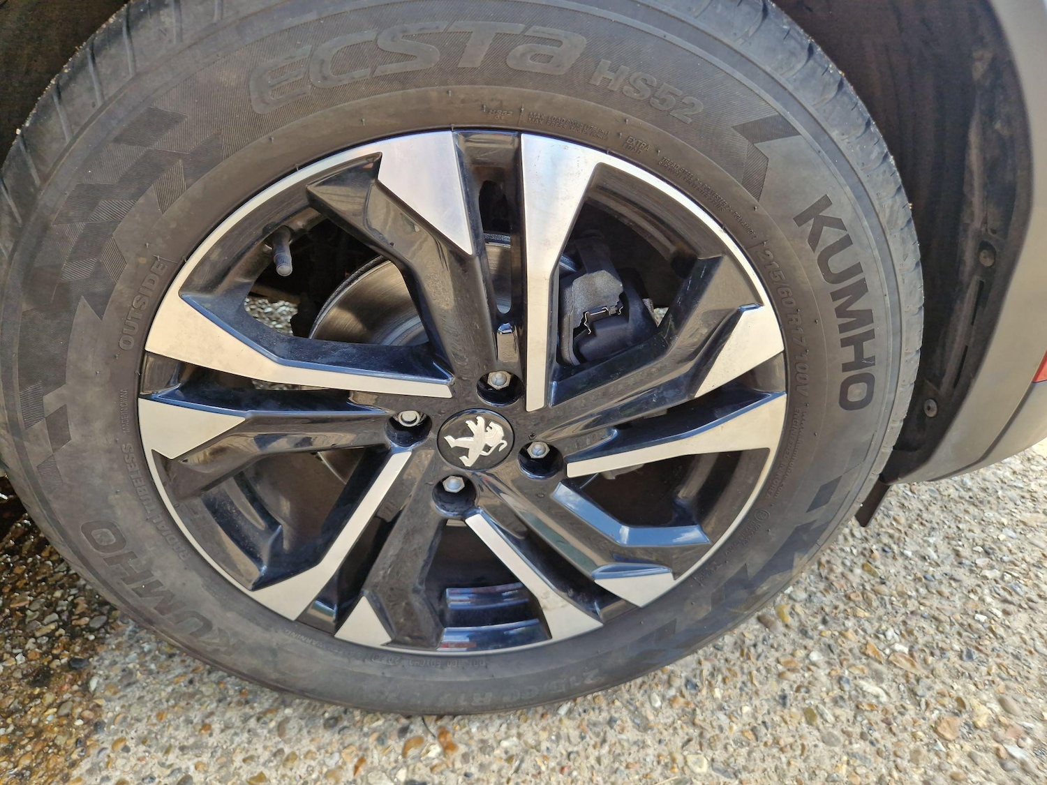 Used Peugeot 2008 2020 for sale - 76500677: Photo 39