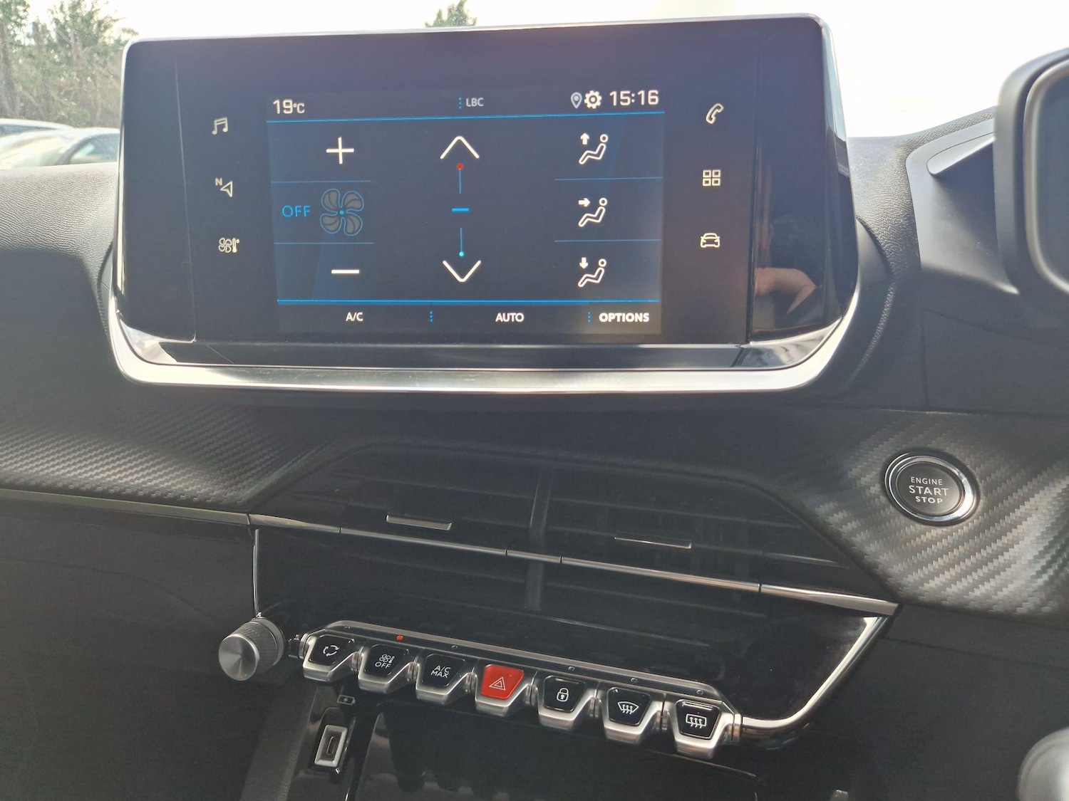 Used Peugeot 2008 2020 for sale - 76500677: Photo 43