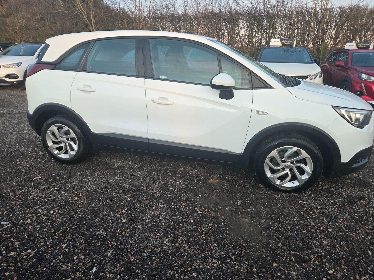 Used Vauxhall Crossland X 2017 for sale - 76937662: Photo 10