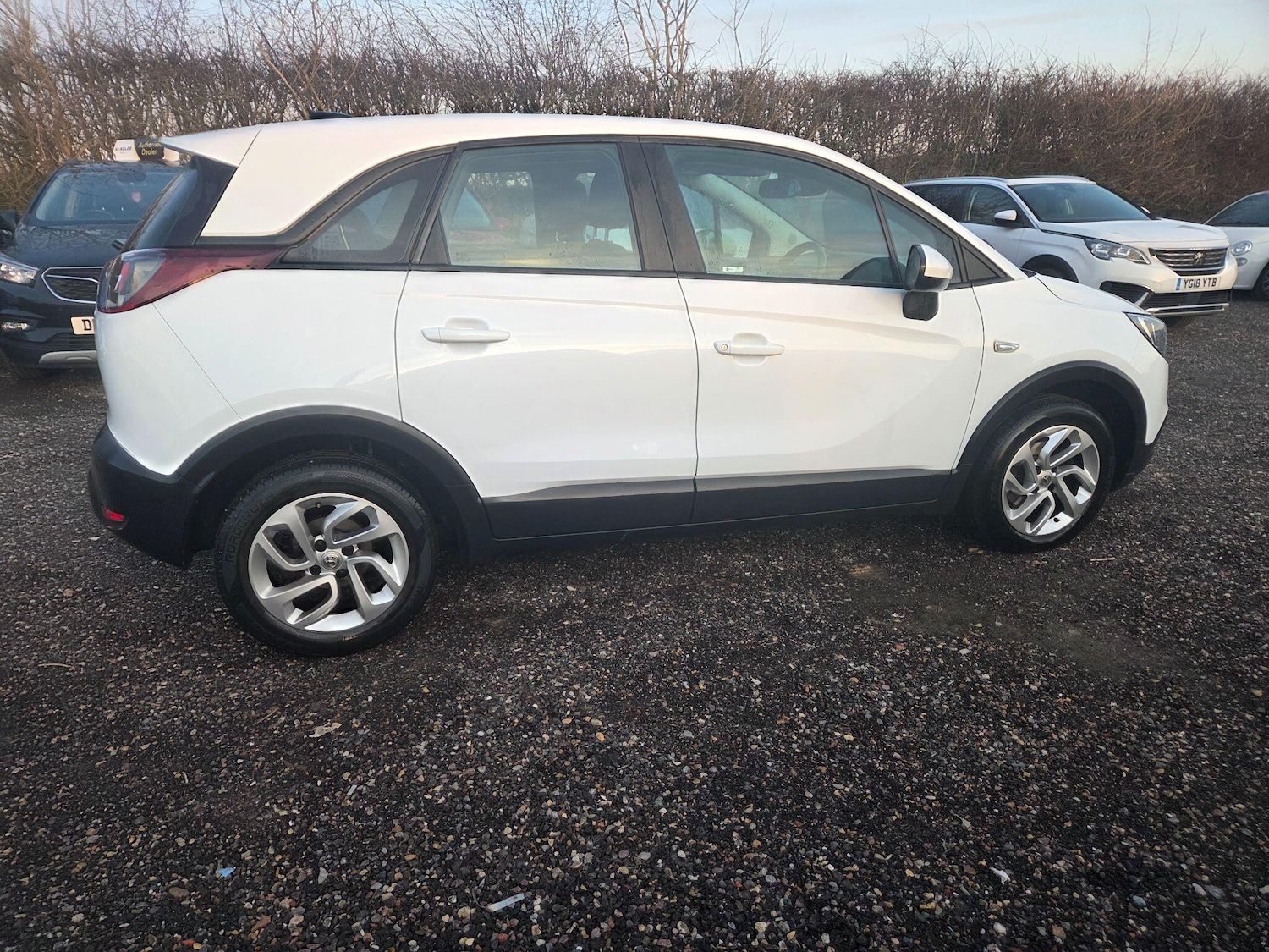 Used Vauxhall Crossland X 2017 for sale - 76937662: Photo 12