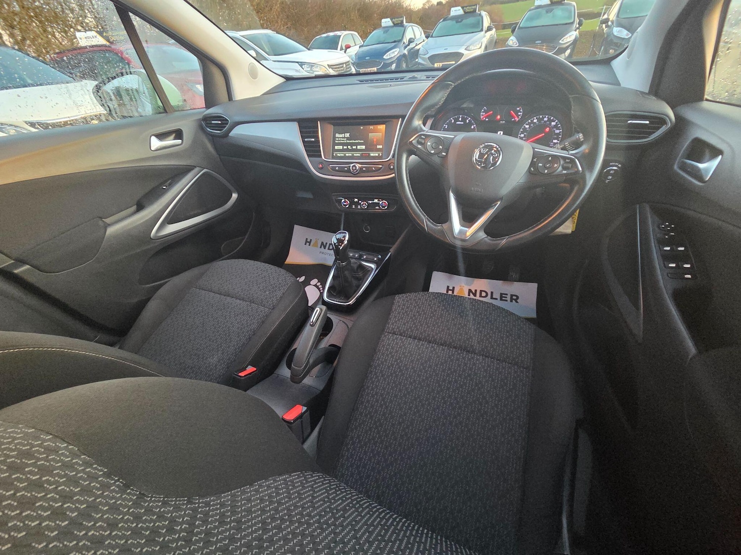 Used Vauxhall Crossland X 2017 for sale - 76937662: Photo 16