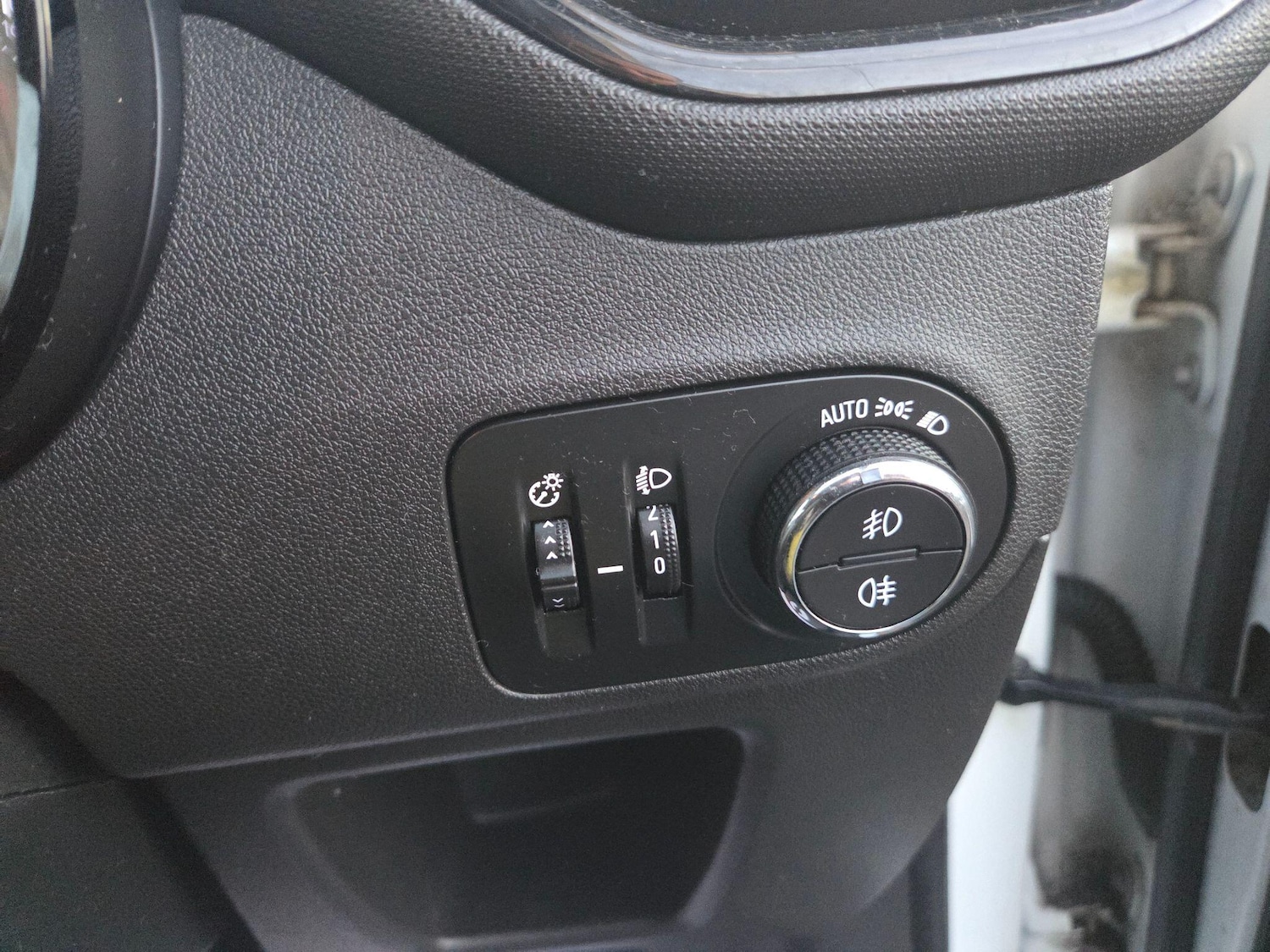 Used Vauxhall Crossland X 2017 for sale - 76937662: Photo 26