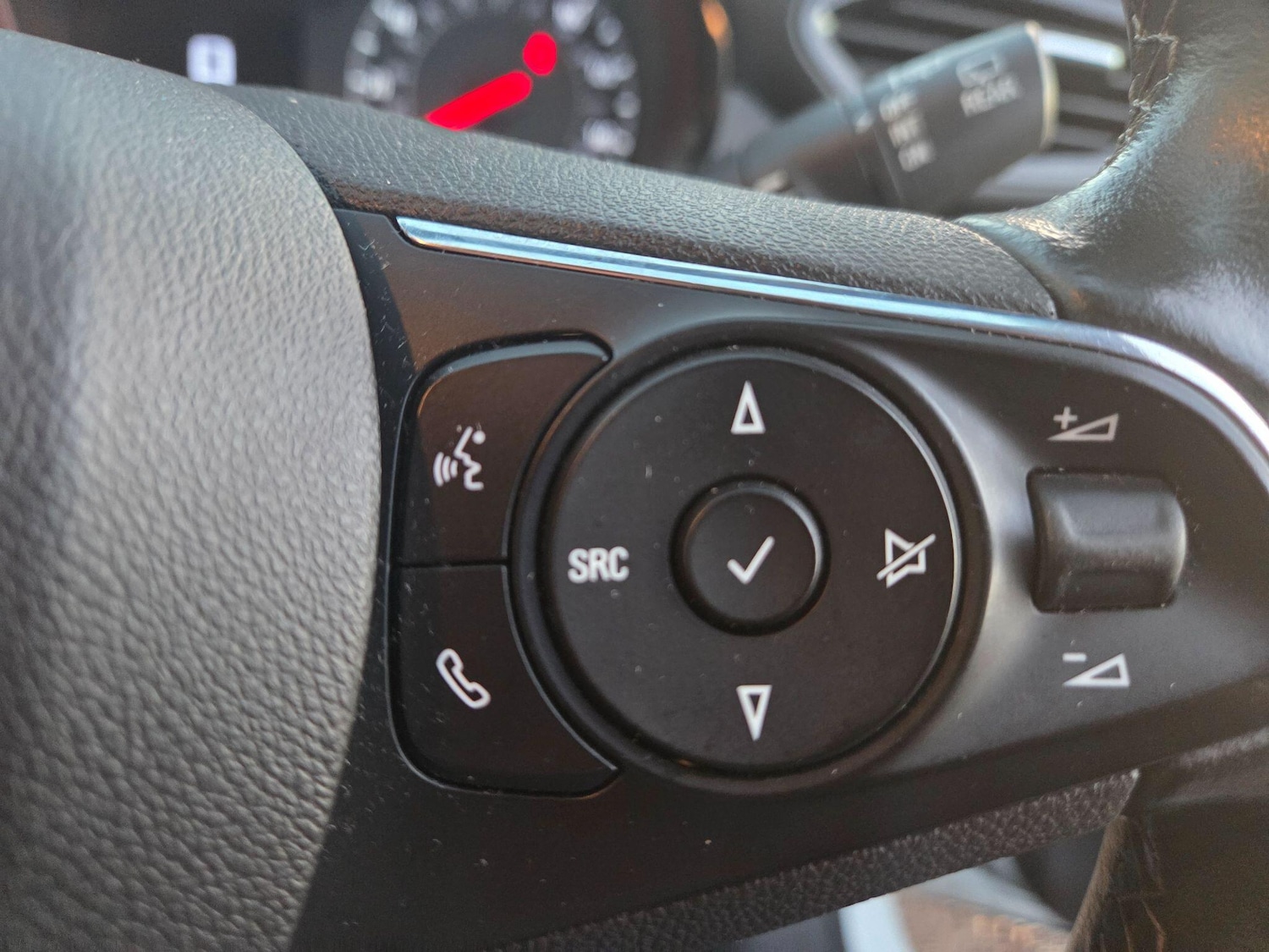 Used Vauxhall Crossland X 2017 for sale - 76937662: Photo 30