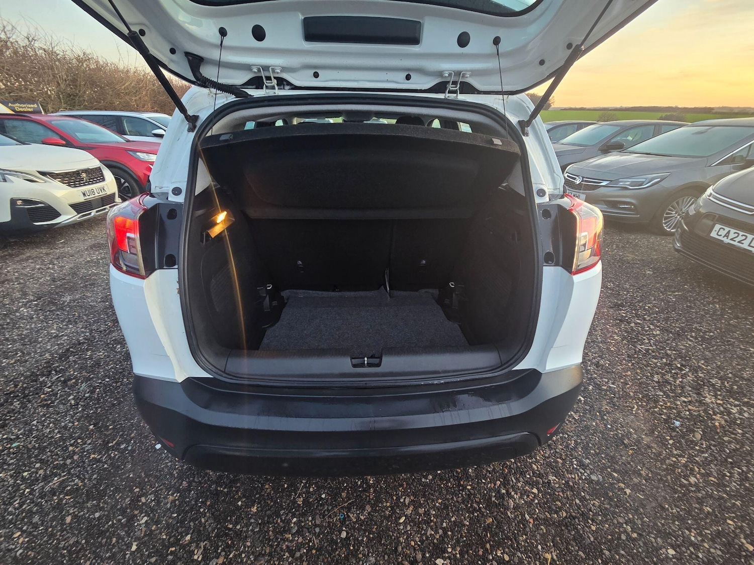 Used Vauxhall Crossland X 2017 for sale - 76937662: Photo 39