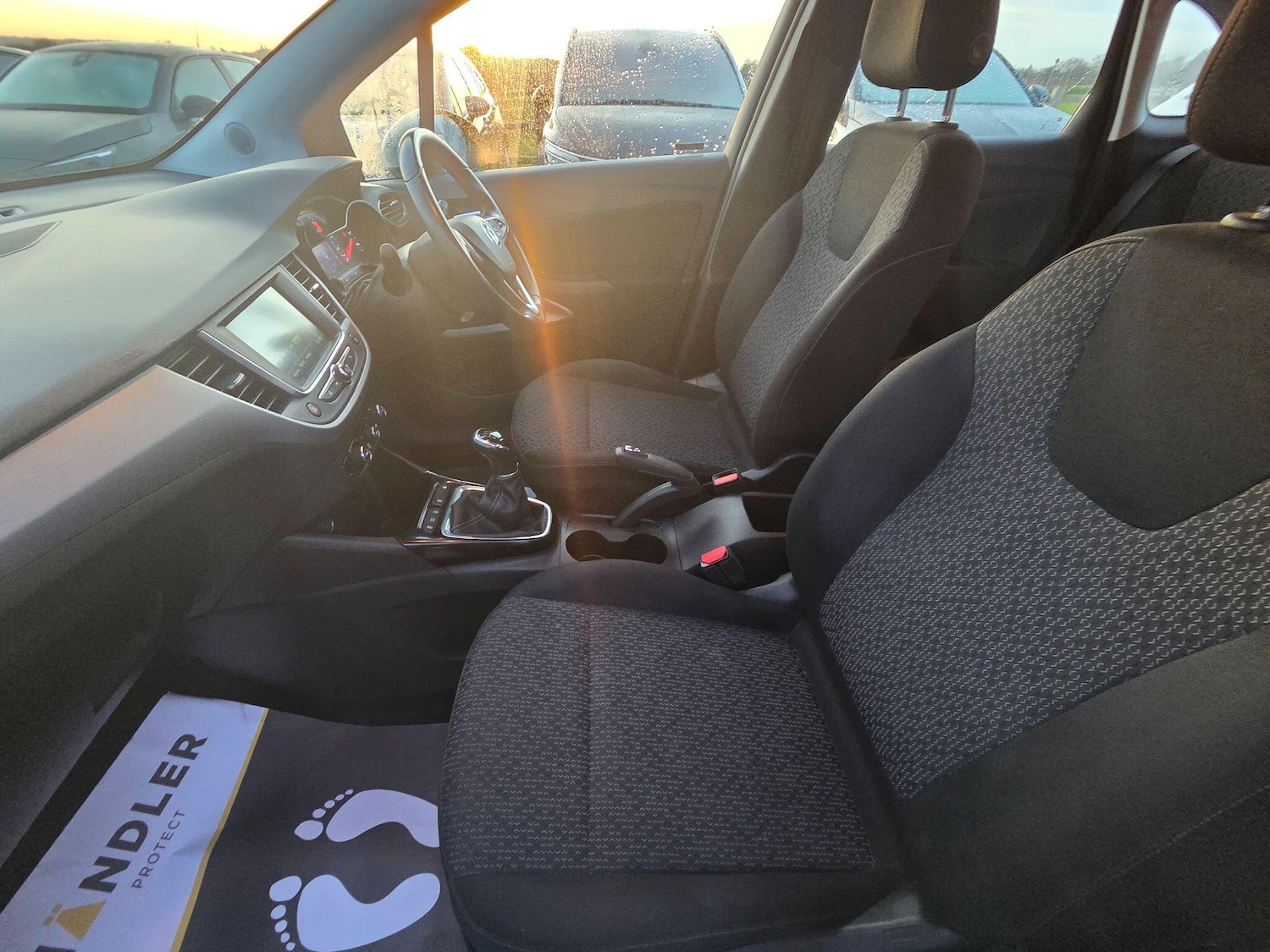 Used Vauxhall Crossland X 2017 for sale - 76937662: Photo 41