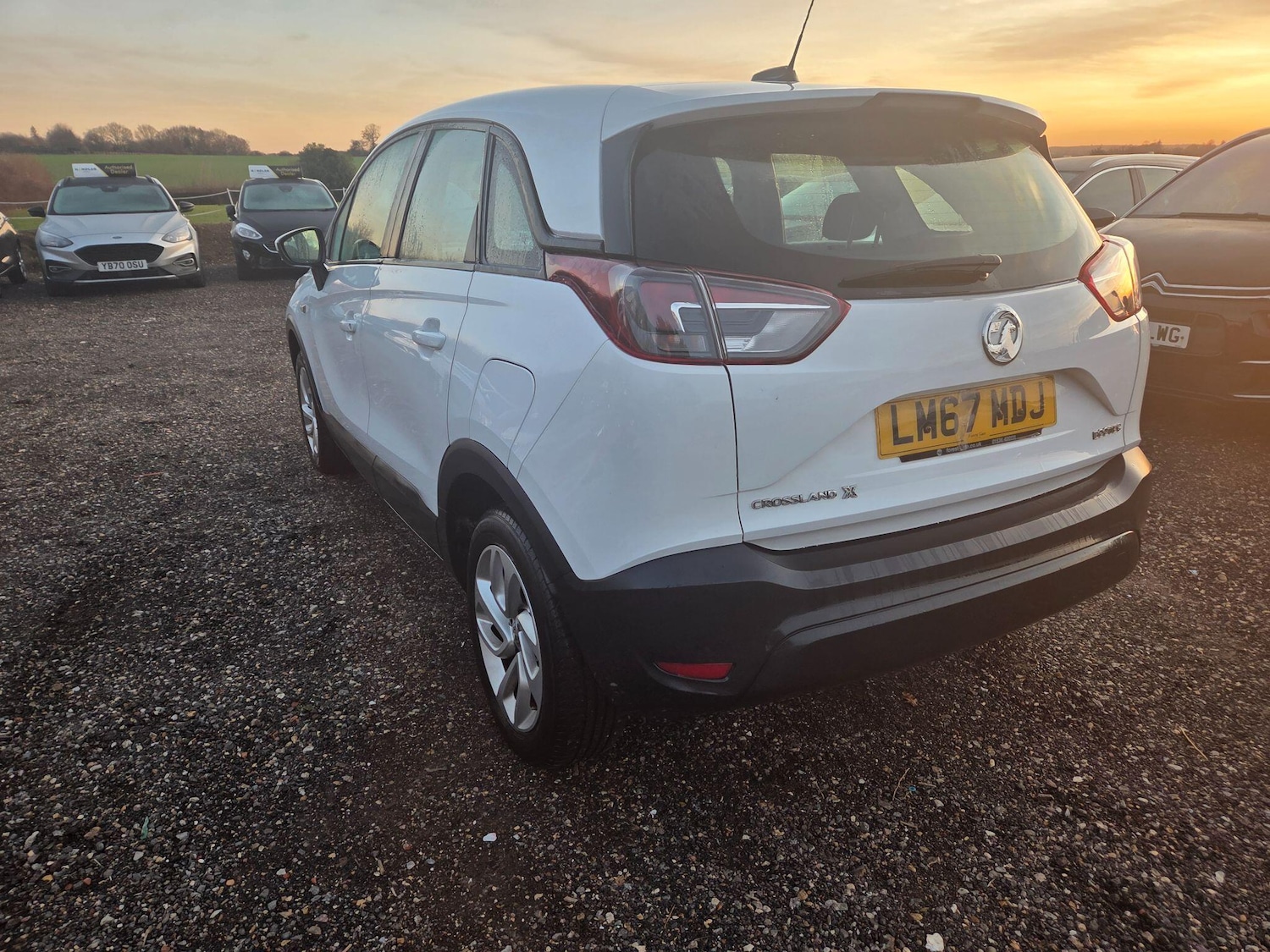 Used Vauxhall Crossland X 2017 for sale - 76937662: Photo 5