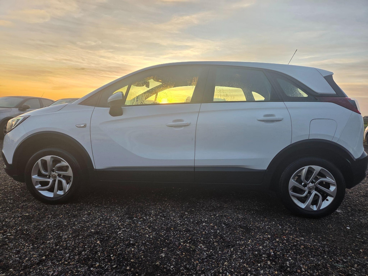 Used Vauxhall Crossland X 2017 for sale - 76937662: Photo 6