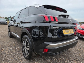Used Peugeot 3008 2018 for sale - 76305283: Photo