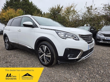 Peugeot - 5008