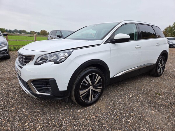 Used Peugeot 5008 2018 for sale - 76305299: Photo 2