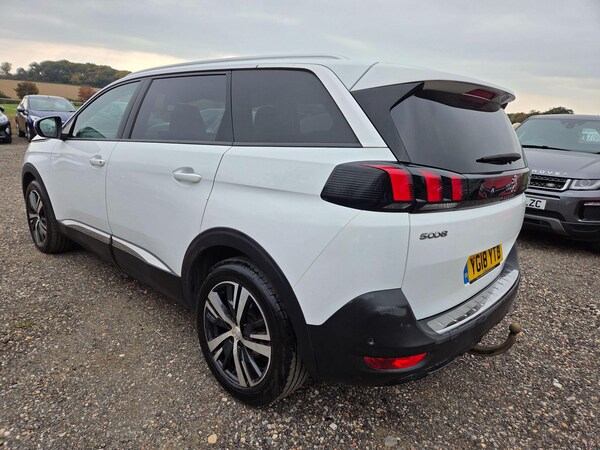 Used Peugeot 5008 2018 for sale - 76305299: Photo 3